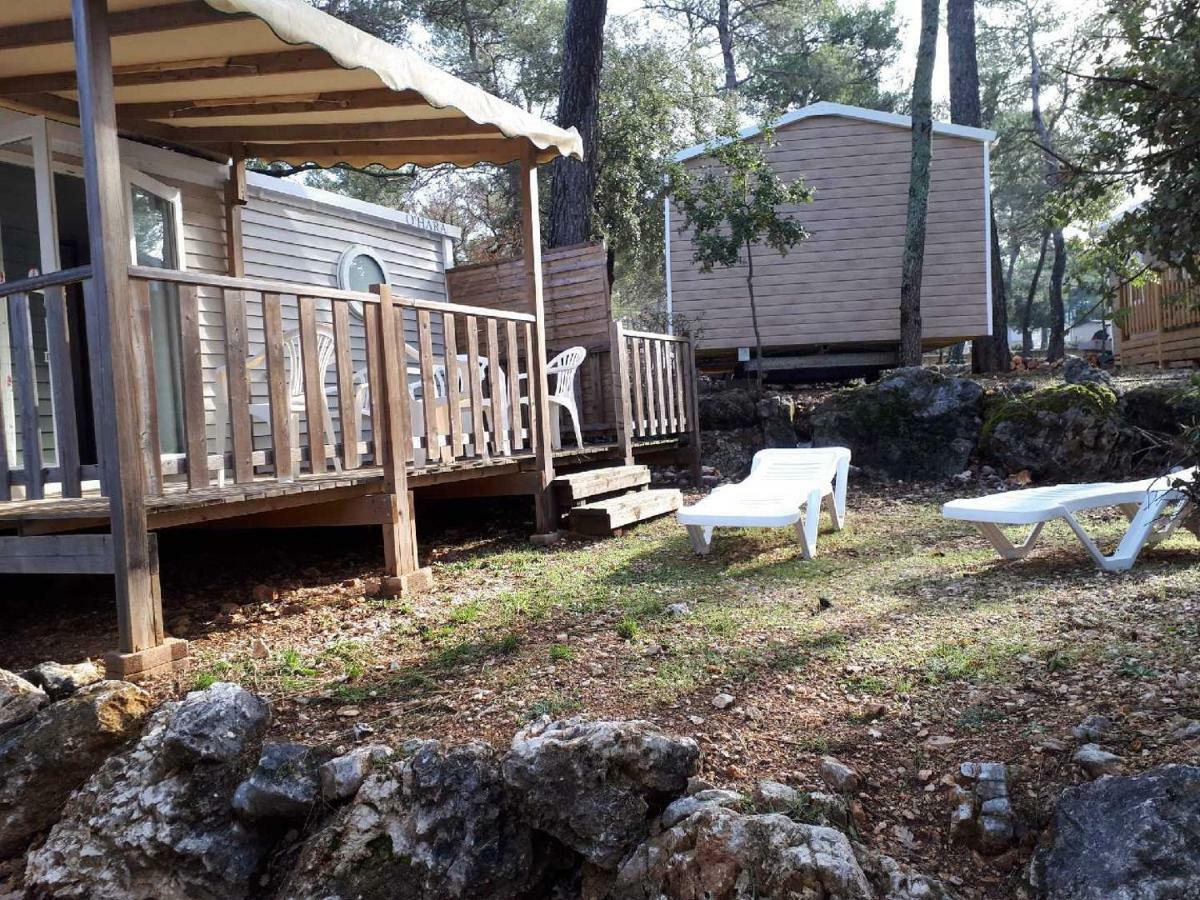 Mobil Home Sainte Baume Nans-les-Pins Zewnętrze zdjęcie